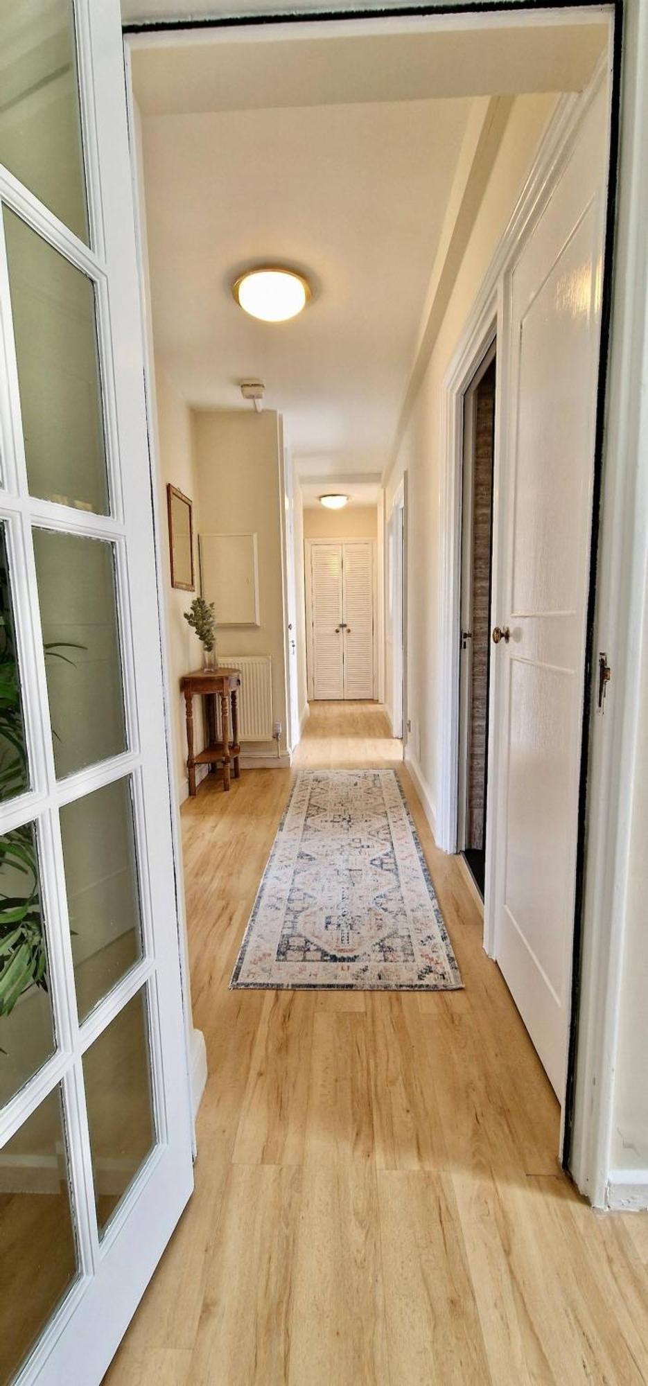 Canal View 3 Bed Flat - Little Venice!